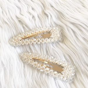 Crystal jumbo barrettes